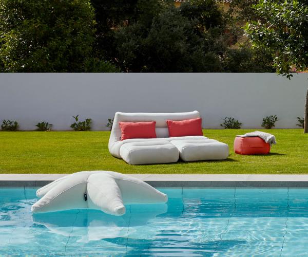 Outdoor Beistelltisch Puf Pool Table by OGO